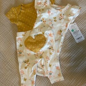 3 Piece Carter’s Newborn Floral and Polka Dot Outfit